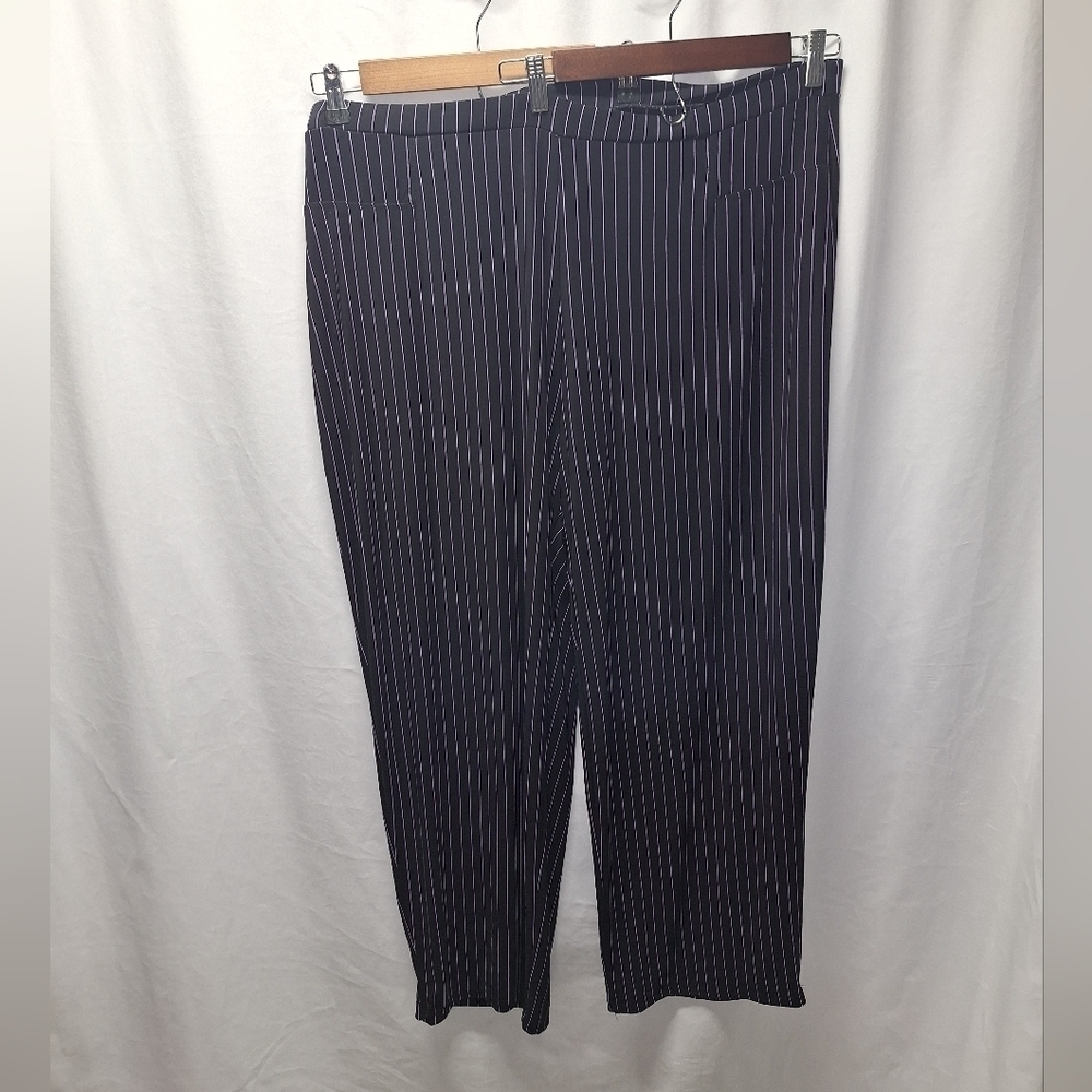 Fashion Bug Pin Strip Stretch Pants Size 26/28